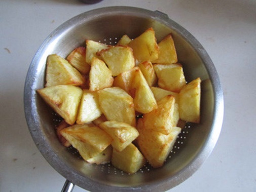 Tự làm bánh mousse xoài mát lịm, mềm mượt, không cần lò nướng