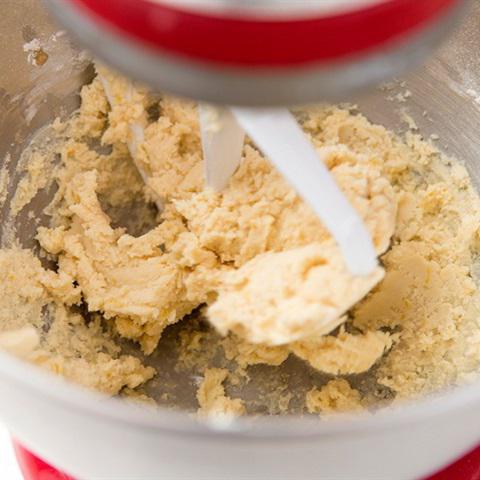 Cách làm bánh quy tặng mẹ ngày 20/10