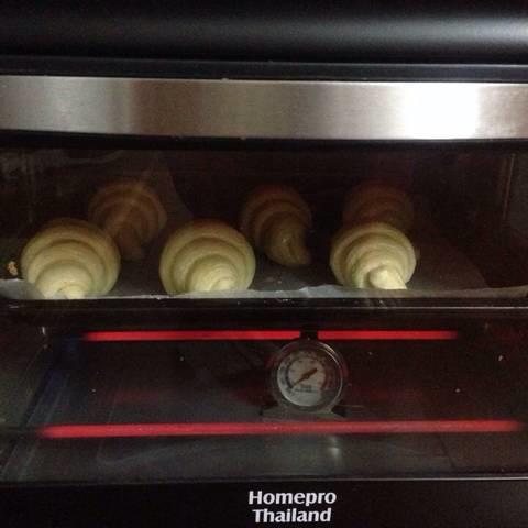 Cách làm bánh sừng bò tại nhà