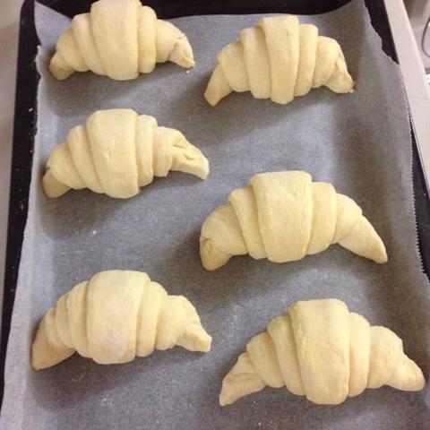 Cách làm bánh sừng bò tại nhà