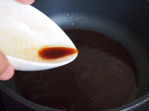 Tự làm bánh tằm sắc màu mềm thơm, đã mắt ngọt miệng