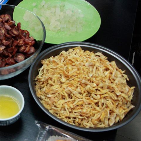 Cách làm bánh trung thu nhân thập cẩm trứng muối