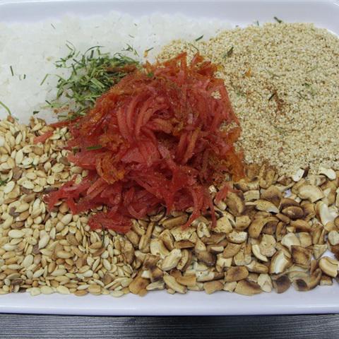 Cách làm bánh trung thu nhân thập cẩm trứng muối