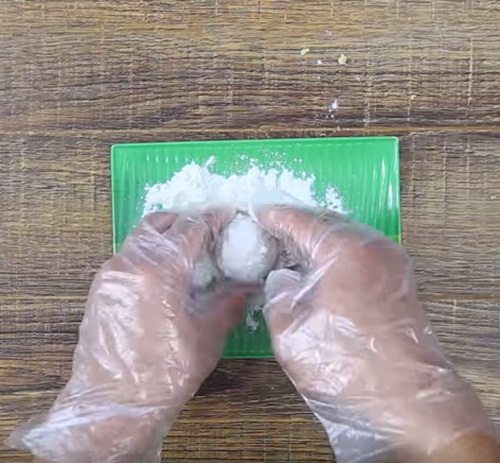 Tự làm caramen trà xanh mềm mịn, siêu ngon ngay tại nhà