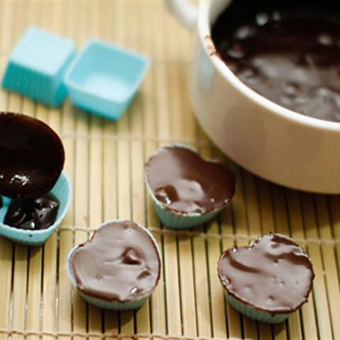 Cách làm chocolate hình trái tim