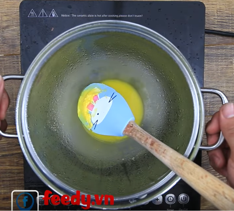 Tự làm gà lắc phô mai giòn rụm, thơm ngon chẳng kém ngoài hàng