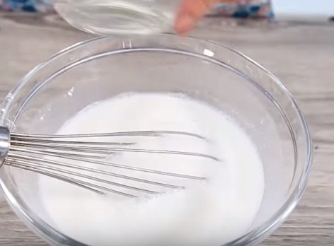 Tự làm hến xúc bánh đa dân giã, đậm đà hương vị miền Trung