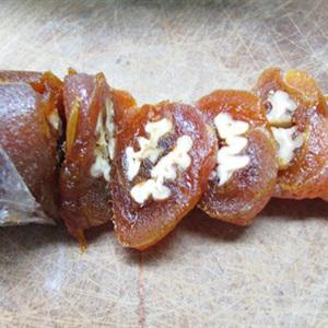 Cách làm hồng khô cuộn hạnh nhân kiểu Hàn Quốc