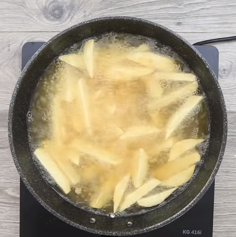 Tự làm kem que vị kiwi chuối chỉ bằng 3 bước đơn giản