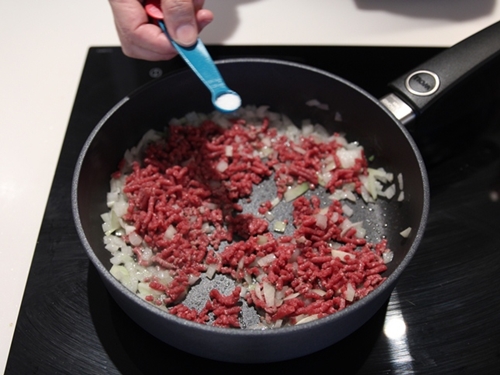 Tự làm mousse cầu vồng rực rỡ, nhìn thôi cũng ứa nước miếng