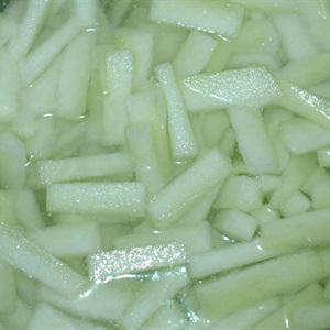 Tự làm mứt bí đao thơm ngon