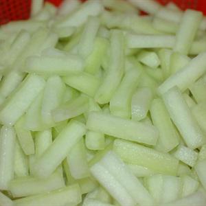 Tự làm mứt bí đao thơm ngon