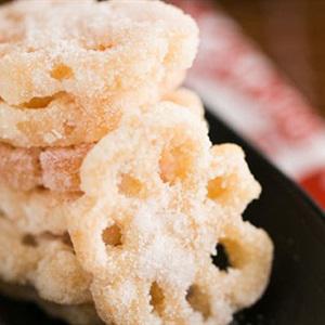 Cách làm mứt củ sen thơm ngon tại nhà