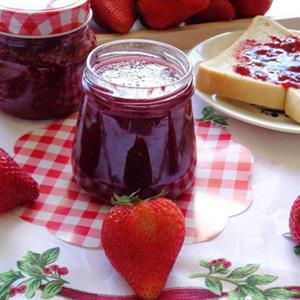 Cách làm mứt dâu tây tươi