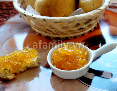 Tự làm mứt dứa vừa rẻ vừa ngon