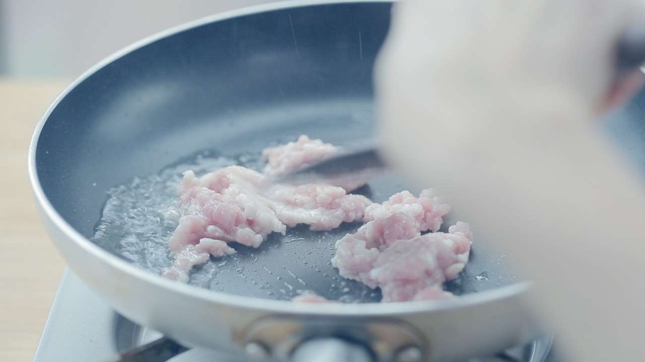 Tự làm nước sốt mỳ Ý đúng chuẩn nhà hàng