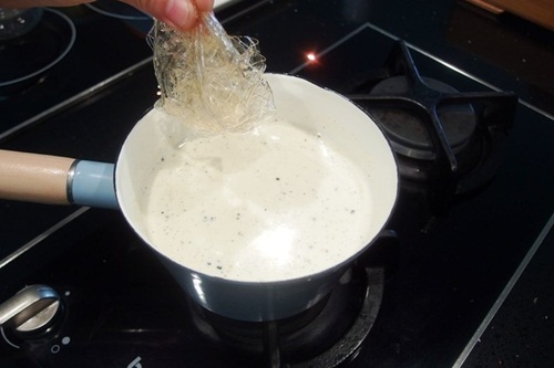 Tự làm Parfait vị dâu tây tại nhà ngon như ngoài tiệm