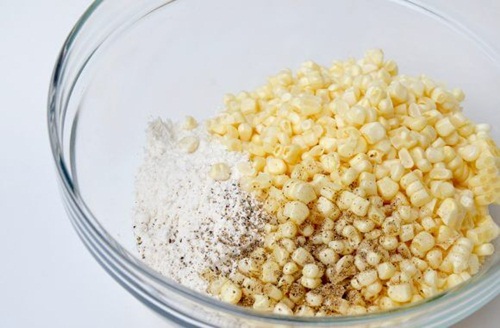 Tự làm pizza khoai tây ngon lạ, hấp dẫn