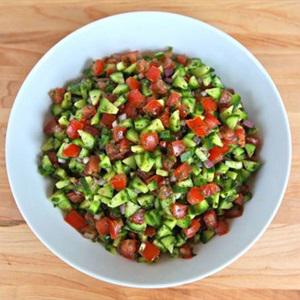 Cách làm salad cà chua dưa leo