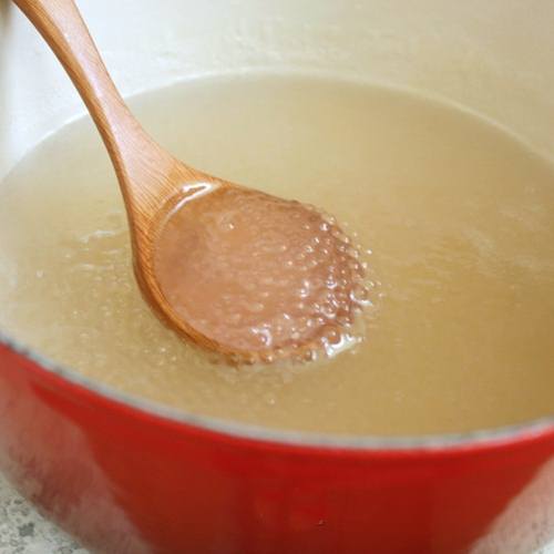 Tự làm socola viên quả phỉ ngon ngất ngây