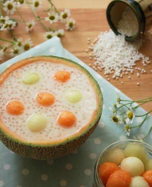 Tự làm socola viên quả phỉ ngon ngất ngây