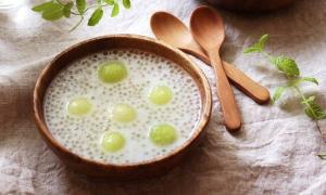 Tự làm socola viên quả phỉ ngon ngất ngây