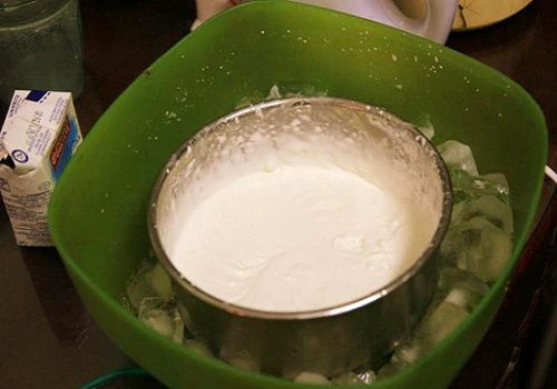 Tự làm sữa chua mít mát lạnh, thơm ngon như ngoài hàng