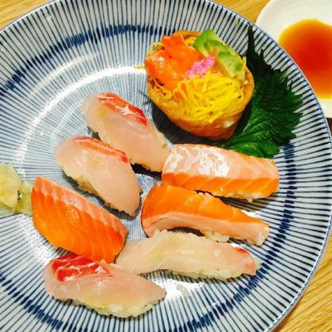 Cách làm sushi nắm nigirizushi