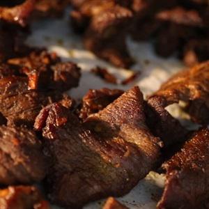 Cách làm thịt bò khô ngay tại nhà