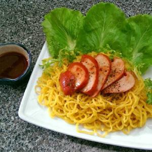 Cách làm xá xíu chay từ mì căn