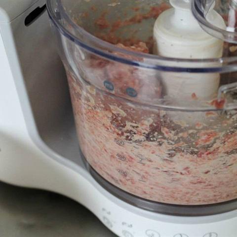 Cách làm xúc xích