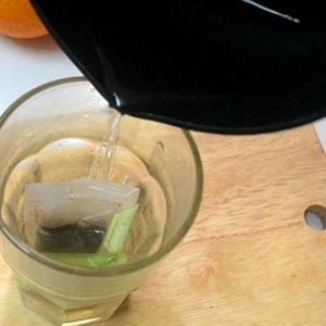 Cách làm trà đào hộp