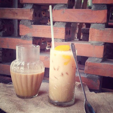 Tự pha trà sữa đào tại nhà