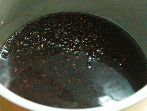 Tuyệt chiêu làm bông lan trứng muối ngon ngất ngay chẳng kém đầu bếp 5 sao