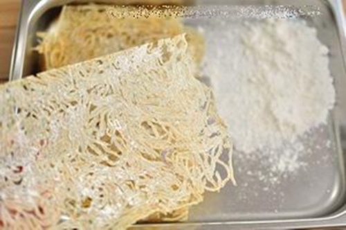 Tuyệt chiêu làm cupcake kem bơ vị caramel độc đáo, thử là mê liền