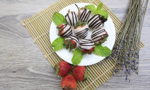 Tuyệt chiêu làm kem chuối sữa chua ngon tuyệt mà chẳng cần đến máy làm kem