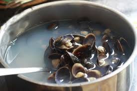 Tuyệt chiêu làm món canh hến nấu khế