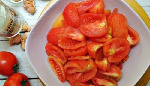 Tuyệt chiêu luộc trứng nhanh chín, thơm ngon mà chẳng cần tí nước nào