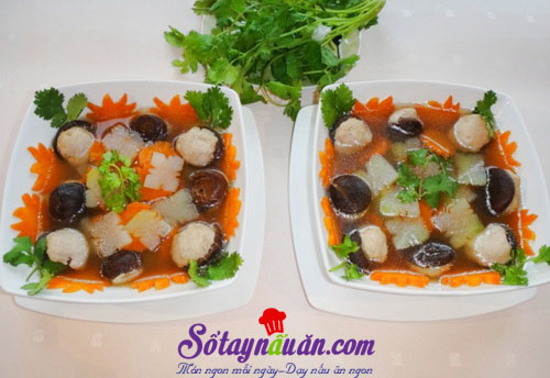 Tuyệt chiêu nấu canh mọc nấm hương thơm ngon cho Tết ấm áp