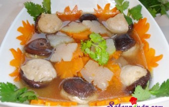 Tuyệt chiêu nấu canh mọc nấm hương thơm ngon cho Tết ấm áp
