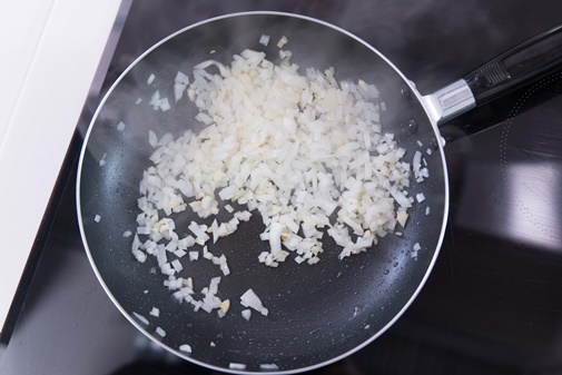 Tuyệt chiêu nấu thịt kho củ cải đậu phụ đơn giản mà hấp dẫn vô cùng