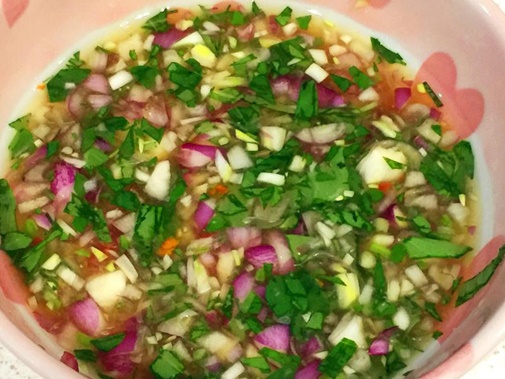 Ứa nước miếng với món cánh gà sốt BBQ mềm ngon, đậm đà, cả nhà cùng thích