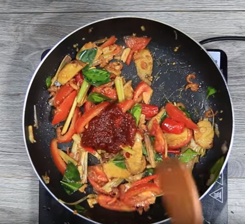 Ứa nước miếng với món xôi xoài kiểu Thái dẻo thơm, ngọt bùi ngon tuyệt