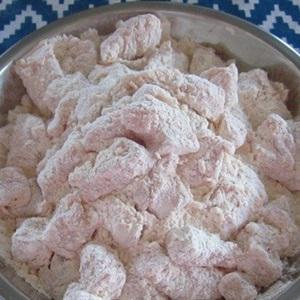 Cách làm ức gà chiên xù cho bé