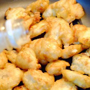 Cách làm ức gà tẩm bột chiên