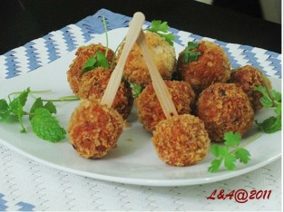 Ức gà viên chiên