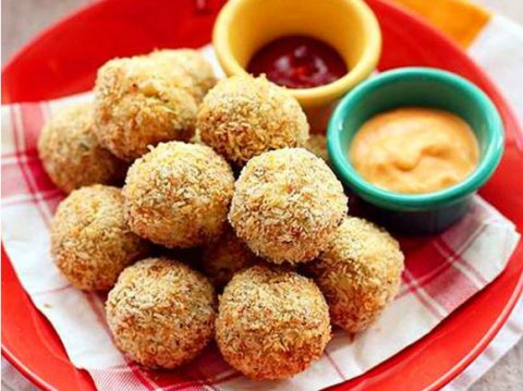 Ức gà viên chiên