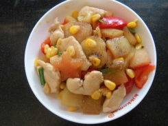 Ức gà xào nõn dưa