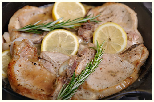 Ức gà xé nhỏ hầm tỏi mật ong thơm ngon, cực bổ dưỡng