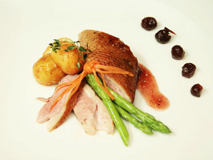 Ức vịt sốt chao